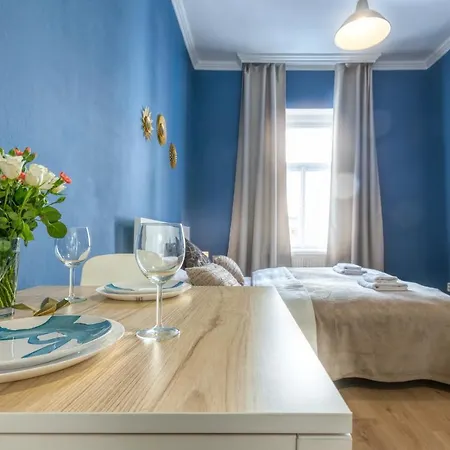 Vysehrad Apartmeet דירה *